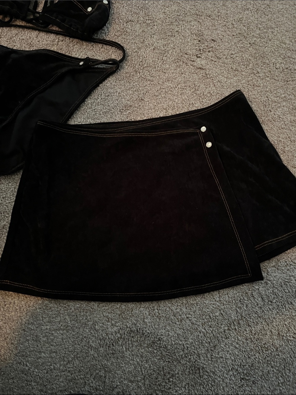 Vintage Bebe Velvet Triangle Bikini Top, High Cut Brief and Skirt Set - Picture 4 of 8
